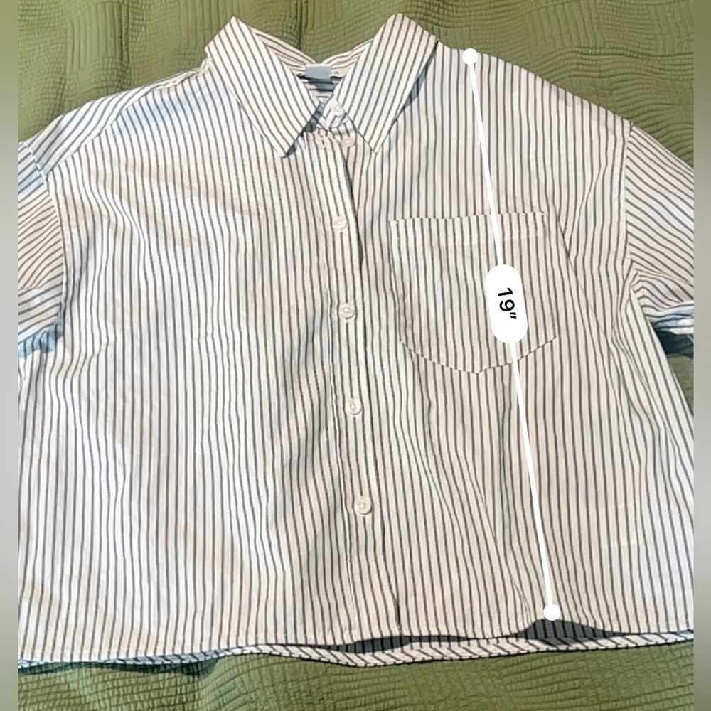Athleta Midday Cropped Poplin Shirt Repose Navy Stripe Size M - Picture 12 of 14
